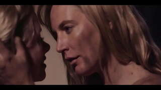 Безмятежная Сирена, Мона Уэльс