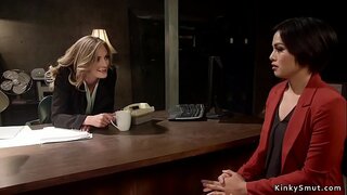 لزبین, آنال, سبزه, معاون افسر با بند در دیک