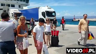 Bepul jinsiy filmlar-feribot va mehmonxona o&#039;rtasida-Sara bor [pikaplar ]