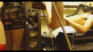 ���ዳዲስ ግምገማዎች በይፋ Gigantic Strapon ቅድሚያ የሚሰጡዋቸውን የእርሱ ይታያል